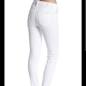 7 for All Mankind Gwenevere Skinny Size 28